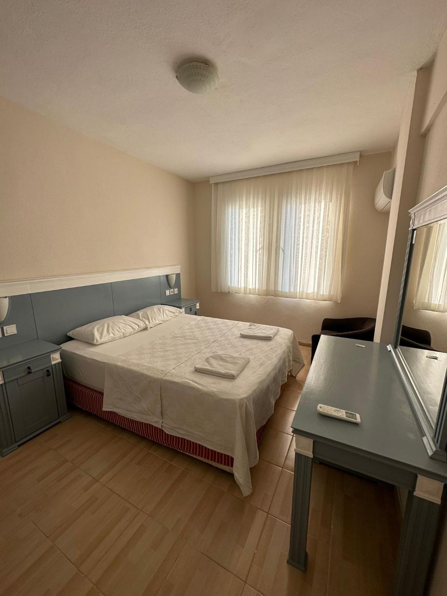 Cicek Apart Hotel Cesme Exterior foto