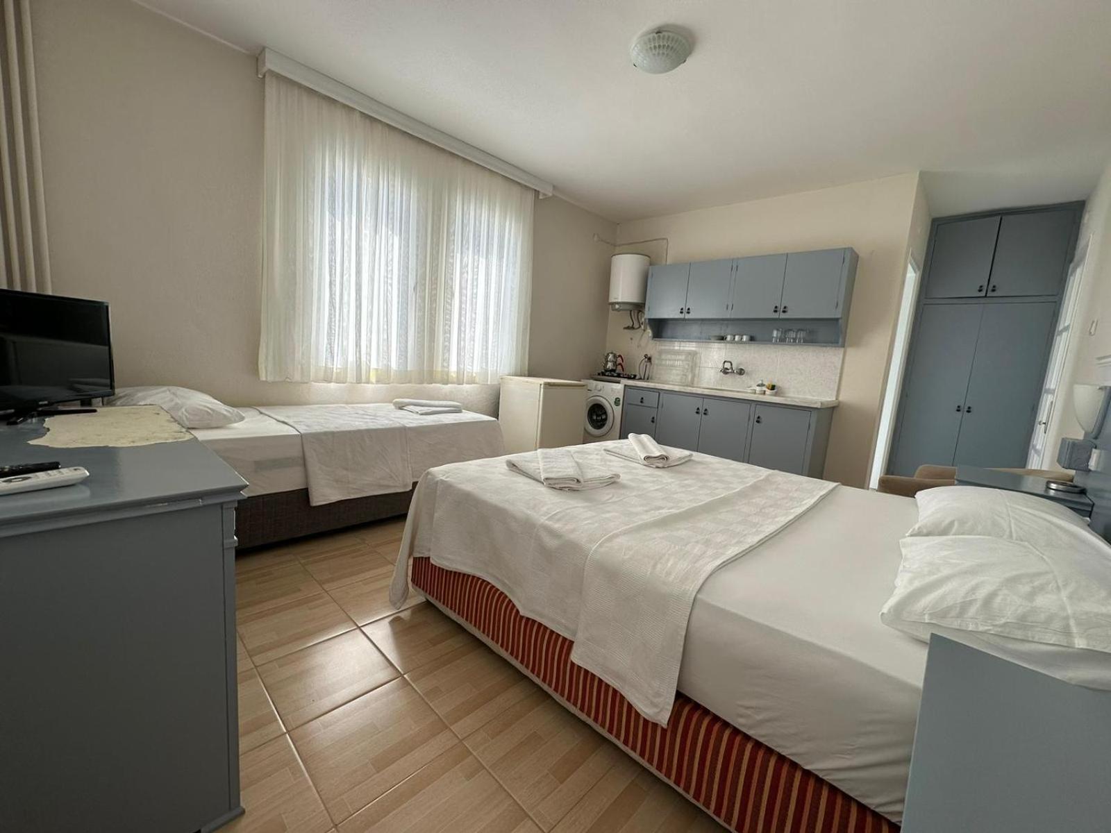 Cicek Apart Hotel Cesme Exterior foto
