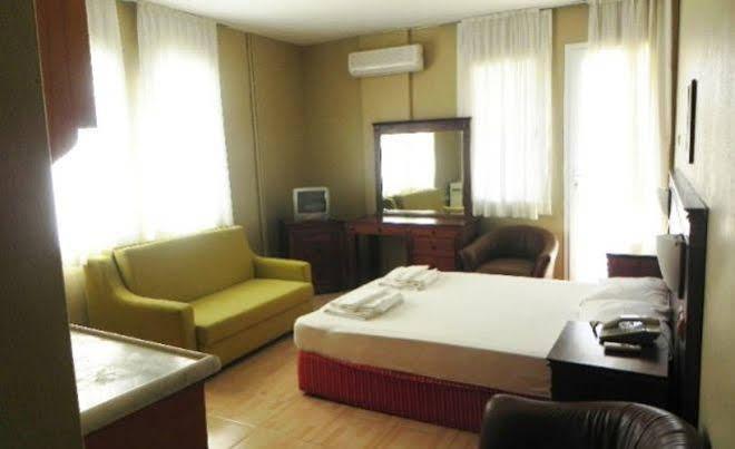 Cicek Apart Hotel Cesme Exterior foto